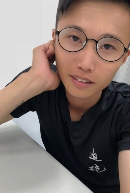 璨名的第一张照片--新北父母相亲团